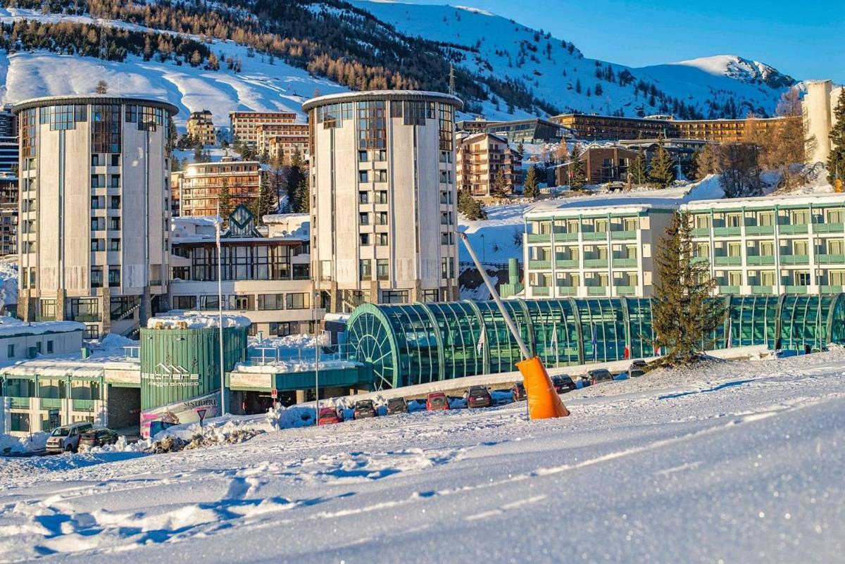 Attico Villaggio Olimpico Colle Sestriere Eksteriør billede