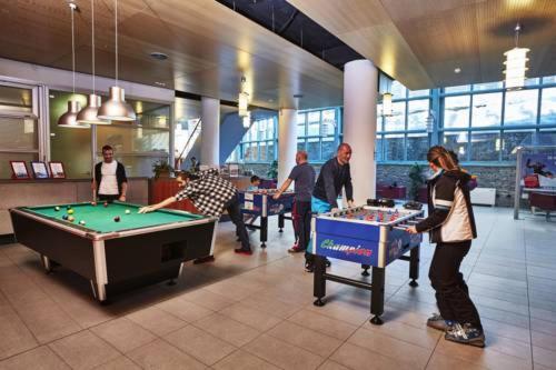 Attico Villaggio Olimpico Colle Sestriere Eksteriør billede